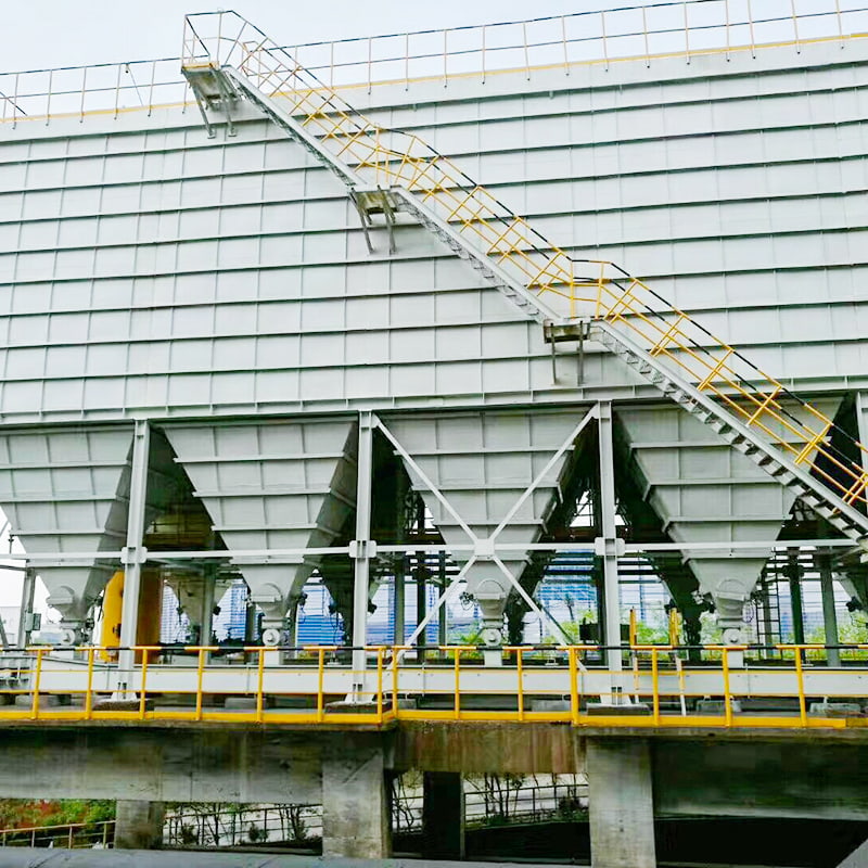 Dépoussiéreur à jet pulsé