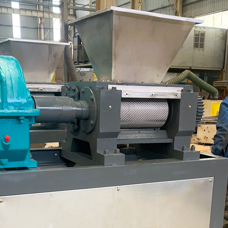 Granulateur d'extrusion à double rouleau